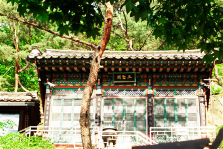 卧龙庙