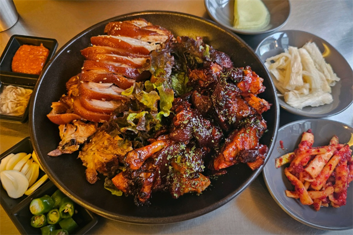 도산족발&칼국수4 도산족발&칼국수4