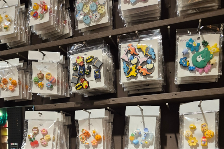 饰品3
