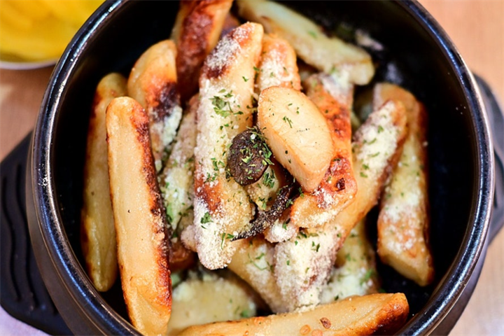 그동네떡볶이 홍대본점3