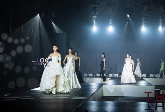 中韩时装秀& Elegance Queen Korea 选拔赛报名